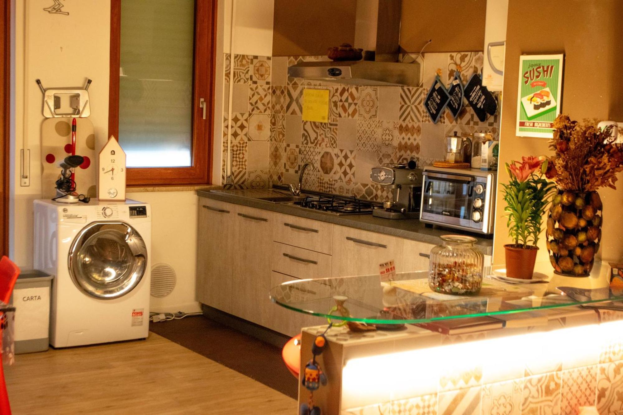 Bed and Breakfast Emmanueli65 fronte clinica tripla Piacenza Esterno foto